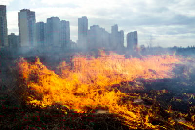 田地,火,伦敦城,水平画幅,装管,无人,环境损害,火炬塔,炭黑,巨大的