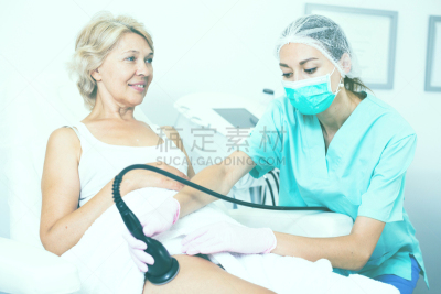 女性,办公室,美,水平画幅,健康,制服,仅成年人,表情符号,低温生物学,信心