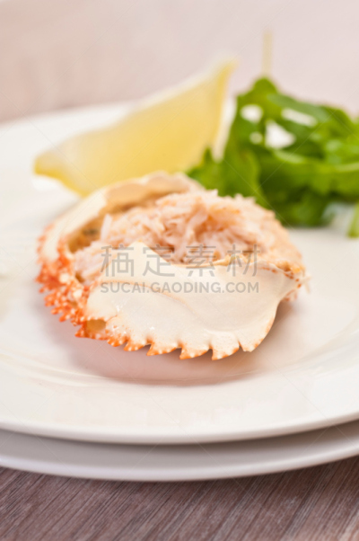 螃蟹,条纹食草蟹,垂直画幅,饮食,煮食,膳食,海产,肉,甲壳动物,食物状态