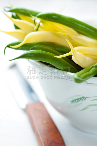 绿色,豆,黄色,碗,灌木,餐具,垂直画幅,图像聚焦技术,选择对焦,炊具刀