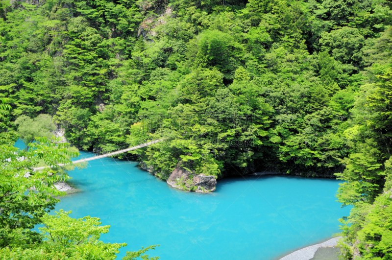 水,沟壑,水平画幅,枝繁叶茂,无人,夏天,户外,湖,著名自然景观,树林