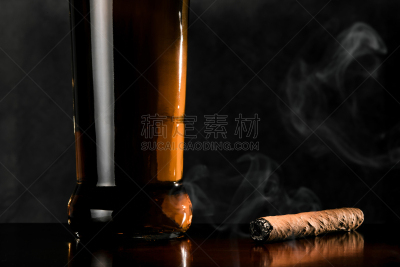 雪茄,威士忌,暗色,背景聚焦,白兰地,吸烟问题,美,男子气概,芳香的,水平画幅