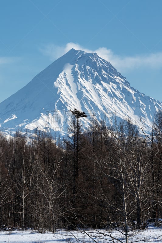 火山地形,冬天,风景,堪察加半岛,垂直画幅,洛矶山脉,火山渣锥,雪,无人,户外