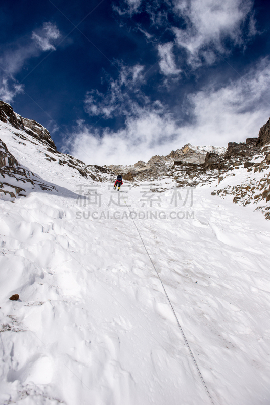 南迦帕尔巴特峰,垂直画幅,天空,留白,雪,努力,偏远的,户外,决心,运动员