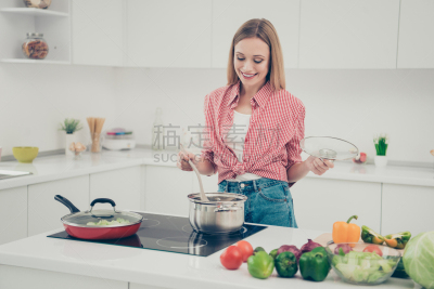 锅,女人,厨房,膳食,室内,家庭生活,特写,混合,准备,摄影