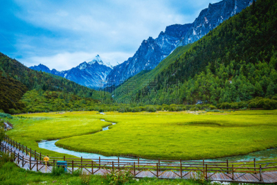 洛绒牛场,高原,水平画幅,山,无人,农场,草原,风景,河流,户外