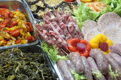 炸肉排,蔬菜,串肉签,香肠,自助餐,菠菜,米兰式食物,饮食产业,食品,椒类食物