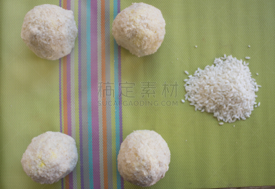 米饭炸肉饼,鱼和薯条店,电转烤肉架,炸丸子,水平画幅,无人,开胃品,手指,意大利,食品