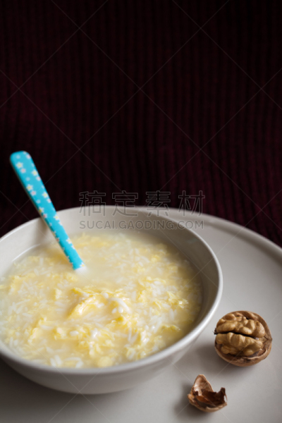 鸡蛋,中国米酒,芋头,粥,米,蛋黄,中国食品,煮食,白米,餐具