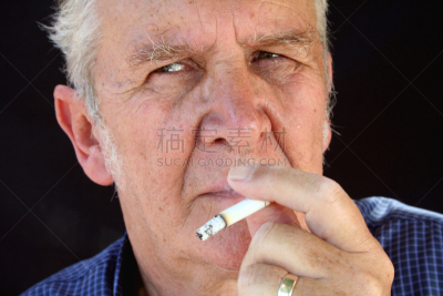 两个人,水平画幅,肺癌,古老的,人群,男性,香烟,毛绒绒,看,彩色图片