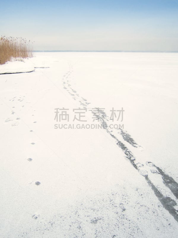 基姆湖,脚印,冻结的,垂直画幅,水,天空,水平画幅,雪,基姆高,户外