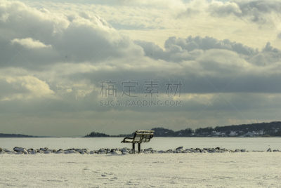 海滩,冬天,云,厚的,天空,罗得岛,长椅,水平画幅,雪,无人