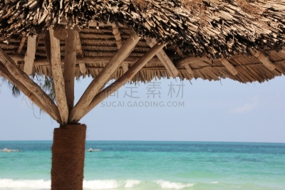 吉汶瓦海滩,桑吉巴尔,茅屋屋顶,印度洋,非洲,遮阳伞,东非部落,椰子树,沙子,纪念品