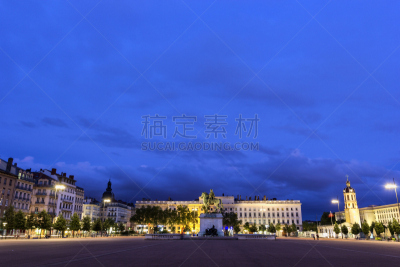 白来果广场,里昂,雕像,马,法国,纪念碑,天空,青铜,旅游目的地,水平画幅