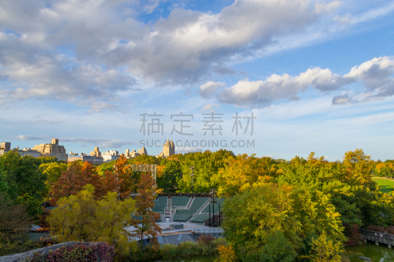 眺望台城堡,戴拉寇特剧院,中央公园草坪,美景宫,落叶湖,中央公园,公园,水平画幅,无人,户外