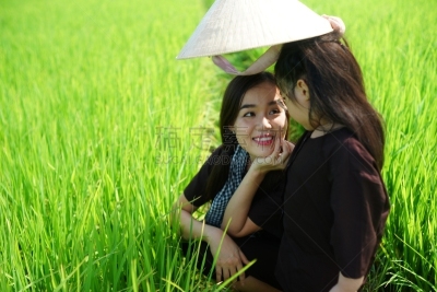 快乐,家庭生活,青少年,学龄前,夏天,奥黛,传统服装,儿童,女人,学龄儿童