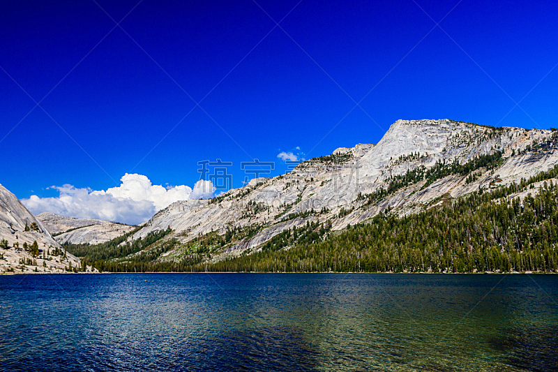美国,特纳娅湖,优胜美地国家公园,加利福尼亚内华达山脉,提欧嘎山口,水平画幅,无人,夏天,户外,花岗岩