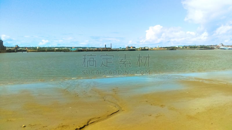 海滩,利物浦默西河,水,水平画幅,云,沙子,无人,利物浦港,夏天,户外