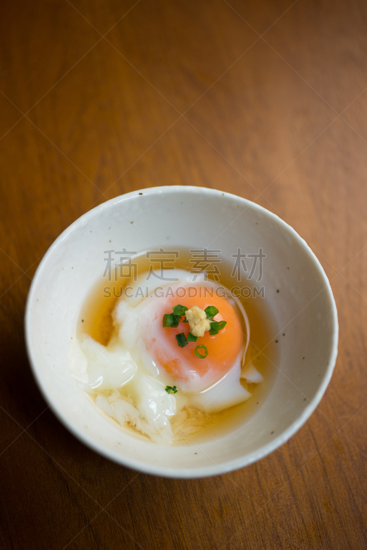 日本食品,鸡蛋,温泉,吉野,软心煮蛋,鱼汤肉汤,青葱刷,半熟的鸡蛋,俱乐部食品,摊鸡蛋