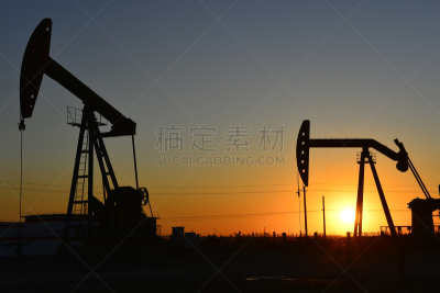 油泵,天然气,汽油,钻孔机,天空,水平画幅,无人,蓝色,户外,太阳