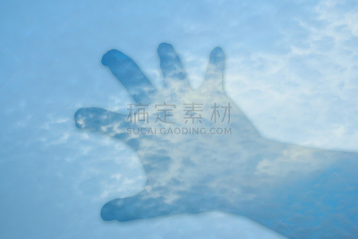 天空,手,背景聚焦,水平画幅,想法,部分,手腕,成年的,手指
