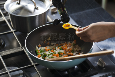 蔬菜,迷你型玉米,mange-tout,绿花椰菜,炒菜锅,餐具,水平画幅,膳食,煎锅