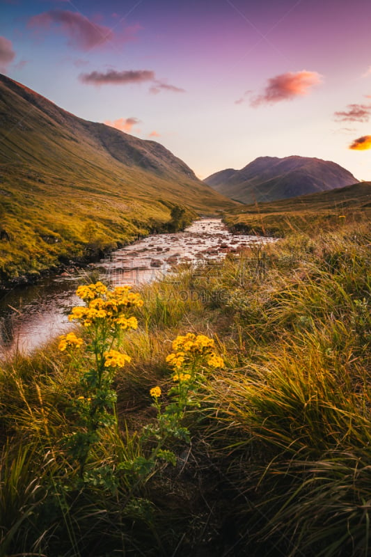 river etive,垂直画幅,天空,云,山,无人,曙暮光,苏格兰,户外,草