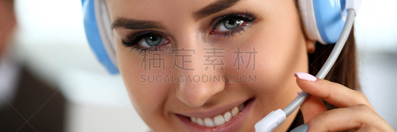 横截面,自然美,档案管理员,棕色头发,商务,体育团队,耳麦,肖像,蓝牙,女人