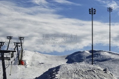 滑雪运动,四月,天空,休闲活动,水平画幅,雪,户外,方向,厚衣服,运动