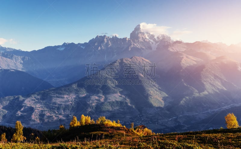 秋天,看风景,山顶,地形,雪山,乔治,女混血舞者,雪崩,克服困难,滑雪运动