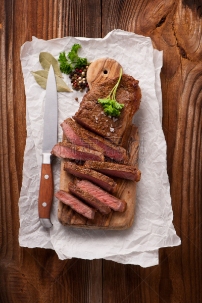 牛排,招牌牛排,大理石状肉,腰肉,嫩里脊排,格子烤肉,2015年,托斯卡纳区,肉,盘子