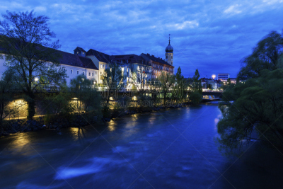 river mur,天空,陵墓,水平画幅,夜晚,无人,古城,户外,都市风景,施蒂利亚