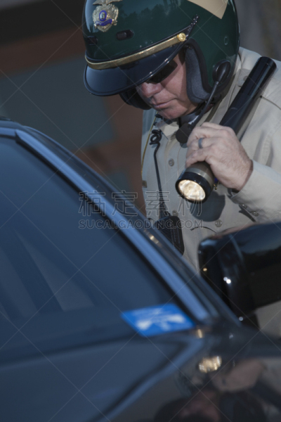 汽车,手电筒,警官,警察靠边停车,垂直画幅,窗户,无人,交通,闪光灯照明,摄影