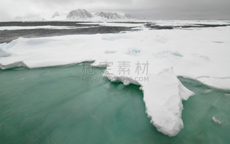 浮冰,斯瓦尔巴德群岛,挪威,斯瓦尔巴特群岛和扬马延岛,寒冷,水平画幅,无人,冰,冻结的,2015年