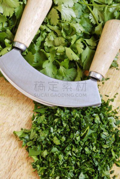 草本,弧形双柄刀,剁刀,垂直画幅,维生素,清新,叶子,欧芹,食品,案板
