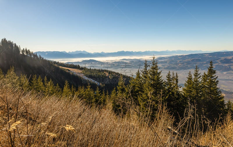 山,自然,草地,水平画幅,无人,乡村,夏天,户外,卡帕锡安山脉,karavanke range