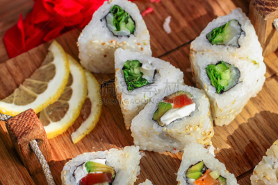 鳄梨,营养成分标签,菜单,寿司,寿司卷,三文鱼,多样,留白,日本食品,上装