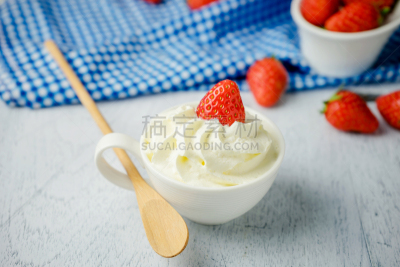 甜点心,生奶油,草莓,水平画幅,无人,奶昔,奶油,页岩,法式食品,夏天