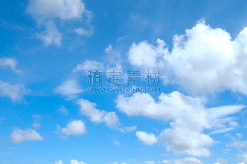 自然 蓝色 背景 自然美 天空 特写 云 扫雪车 太空 留白图片素材下载 稿定素材