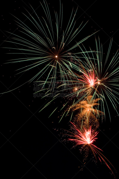 戏剧性的天空,australia day,加拿大国庆日,垂直画幅,天空,美国国庆日,夜晚,无人,非凡的,黑色背景