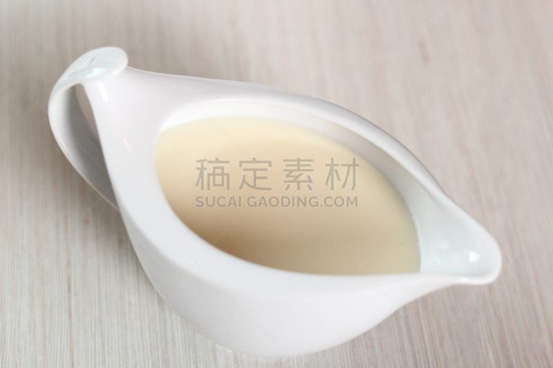 白色酱,酱油壶,组图,肉酱,烤宽面条,水平画幅,影棚拍摄,准备食物,白色,瓷器