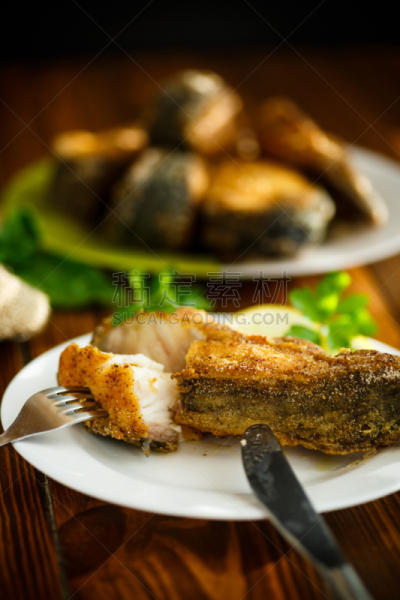 鲶鱼,面糊,烤的,餐具,垂直画幅,法式长棍面包,格子烤肉,鞋底,莳萝,海鲷
