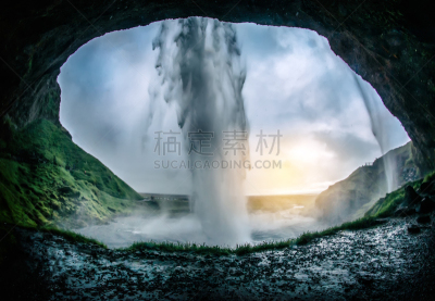 冰岛国,塞里雅兰瀑布,西南方向,黄金圈路线,环境,草,著名景点,自然美,流水,自然荒野区