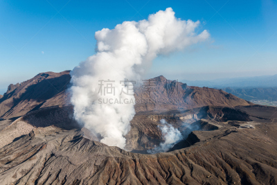 九州,平衡折角灯,,航拍视角,活火山,水平画幅,火山地形,在边上,户外,火山湖