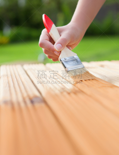 家具,木制,清漆,木材着色料,垂直画幅,门廊,木材,家庭生活,户外,画笔