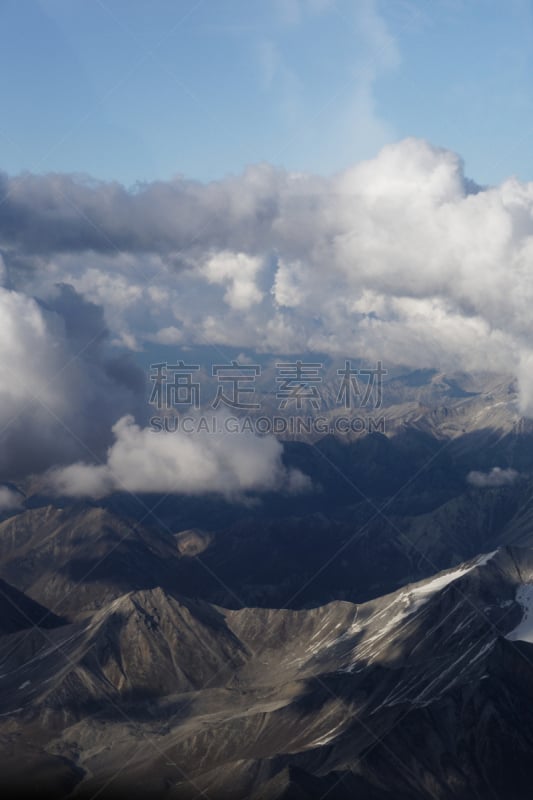 麦金利峰,航拍视角,阿拉斯加,自然,寒冷,雪山,垂直画幅,风景,云,图像