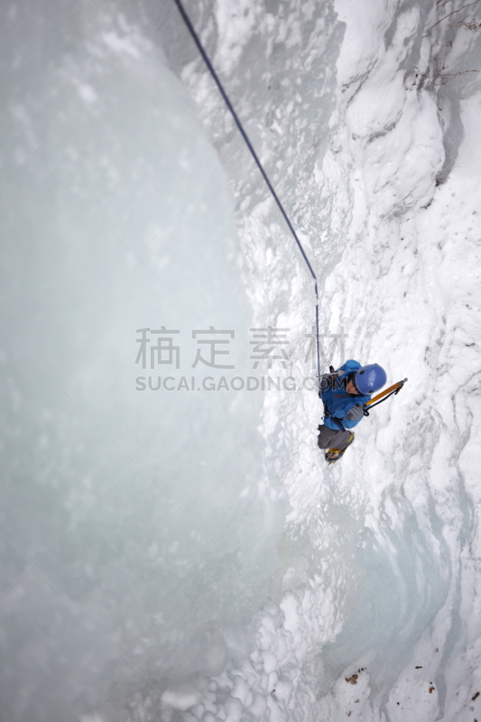 攀冰,冻结的,瀑布,雌性动物,垂直画幅,芬格湖,雪,无人,纽约州,风险