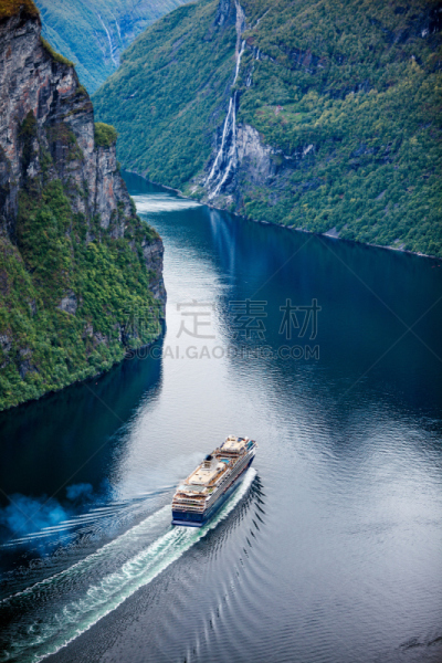 盖伦格峡湾,挪威,垂直画幅,水,天空,美,无人,夏天,户外,湖