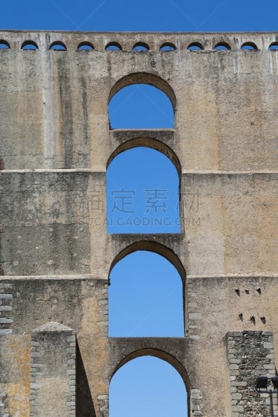 埃尔瓦,垂直画幅,阿连特茹,无人,运河,户外,建筑业,沟渠,商业金融和工业,城镇