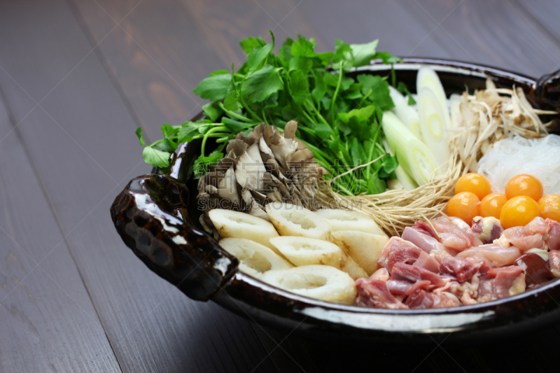 食品,日本,鸡肉火锅,蒟蒻,鱼汤肉汤,秋田县,日式炖菜,日式火锅菜,牛蒡,炖锅